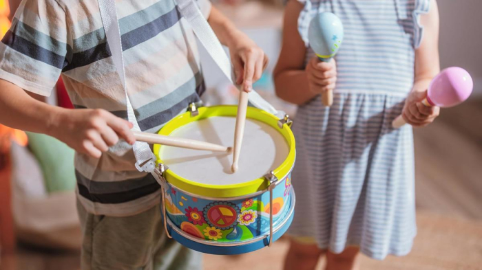 Tobă din lemn cu 2 bețe - Câmp cu flori [3]