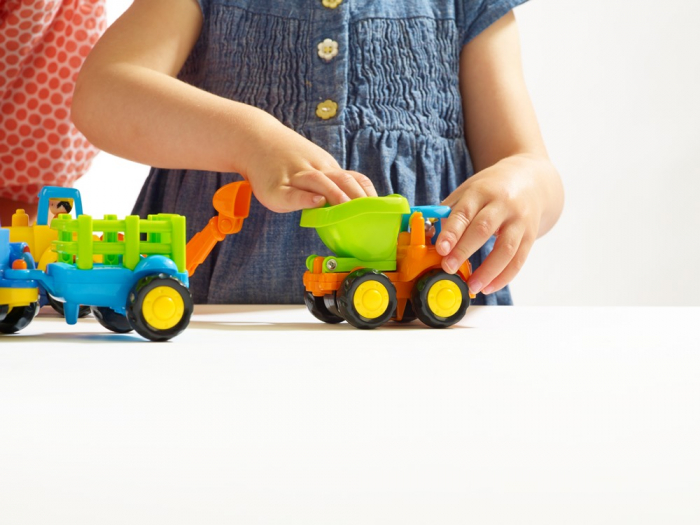 Tractor din plastic (16 cm) [2]