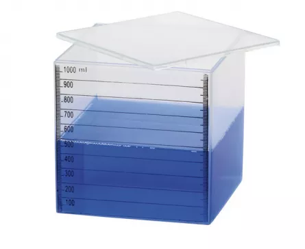 Explorarea mediului inconjurator - Cub transparent pentru laborator