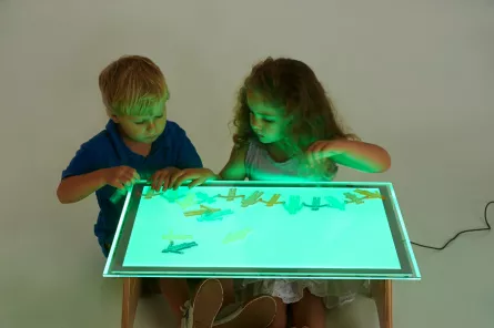 Stimulare vizuala - Panou luminos cu culori