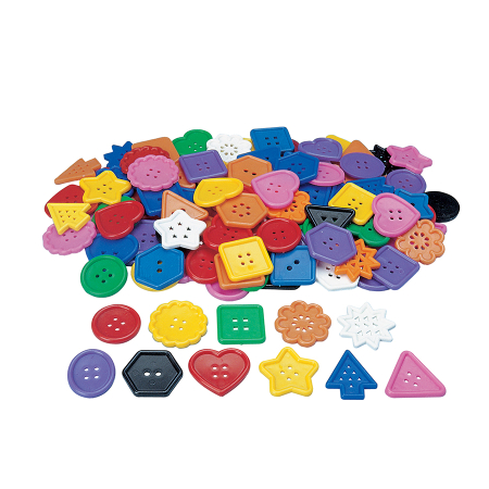 Margele, paiete si alte accesorii - Set de 130 de nasturi colorati