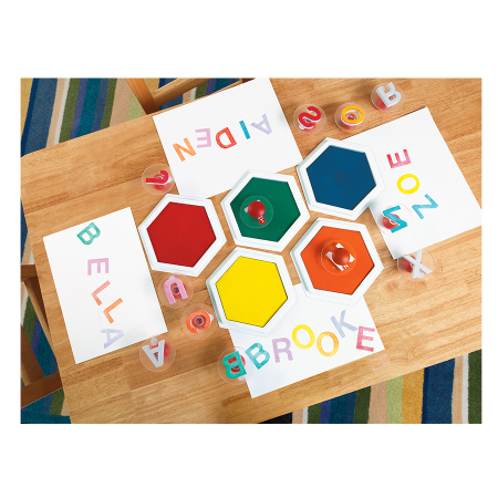 Stampile si tusiere - Set de 26 stampile cu litere mari de tipar