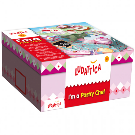 Bucatarie - Setului micului patiser cu 8 prajituri din lemn si accesorii din hartie si carton