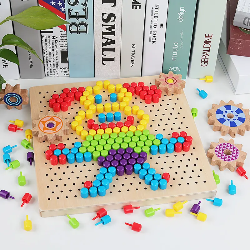Joc mozaic pixel cu piese tip pioneze [1]