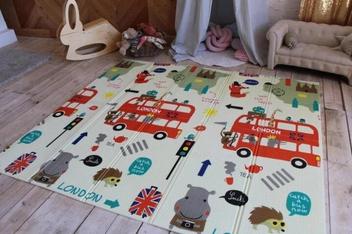 Covoras de joaca pliabil, pentru bebelusi - 2 fete autobuz London/animalute, 180/200/0.8cm [2]
