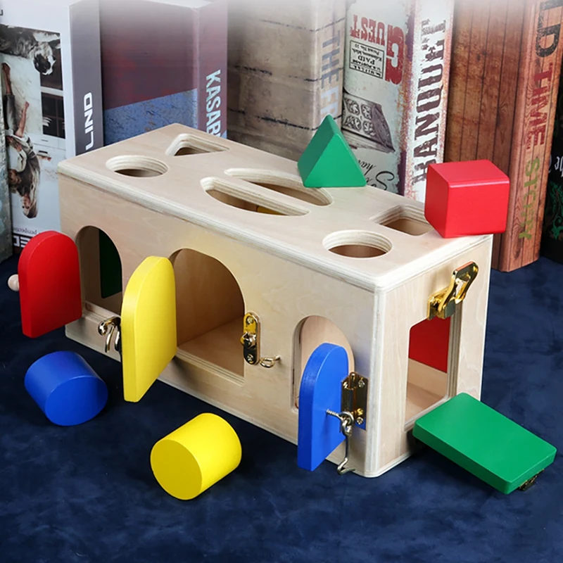 Cutie Montessori din lemn Busy Board cu Încuietori și Forme Geometrice pentru Copii Descurcăreți! [2]