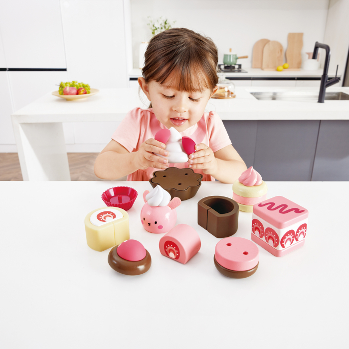 Jucarie din lemn - Set desert cu capsuni (7 piese) [9]