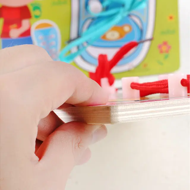 Puzzle Incastru din Lemn pentru Copii, Invatam sa Legam Sireturile [5]
