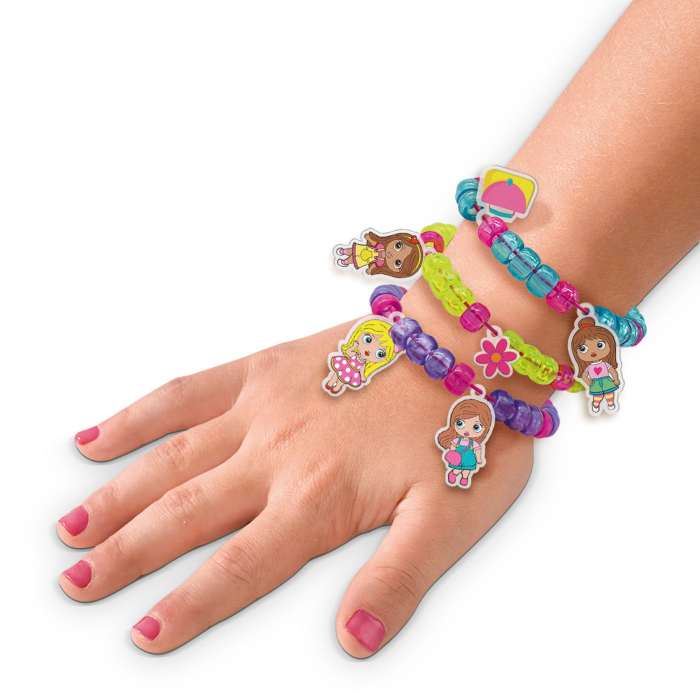 Set creativ - Bratari cu pandantive fete la moda [3]
