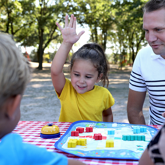 Set de 3 jocuri copii - Ludo, Quartet si Blocuri de viteza [6]