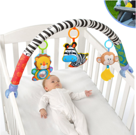 Bebe 9 luni+ - Arcada patut bebelusi cu jucarii zornaitoare - modele diferite