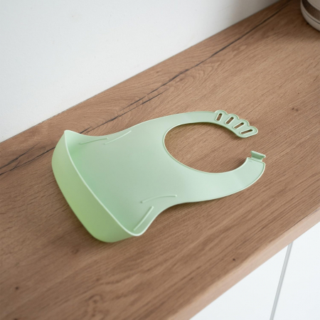 Baveta pentru bebelusi cu sistem colector al hranei culoarea verde celadon [6]