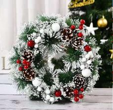 Brazi Artificiali si Decoratiuni de Craciun - Coronita Bradutului Fermecat 30 cm – Ornament Festiv de Craciun