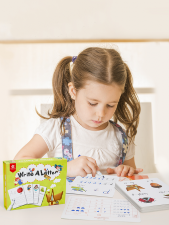 Copii 3 ani+ - Joc Scrie și Șterge Litere, 32 Planșe Reutilizabile, Multicolor