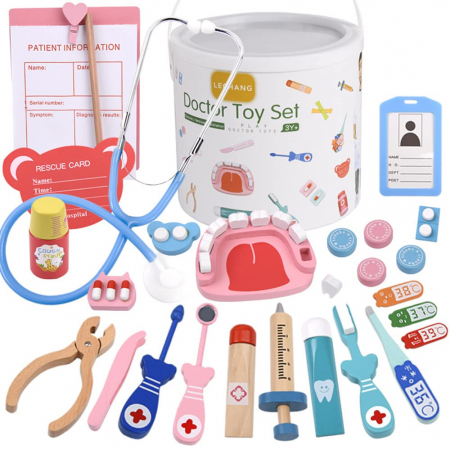 Reduceri - Idei de cadouri! - Jucarie de rol din lemn Micutul stomatolog - set cu accesorii incluse și galetușă de depozitare