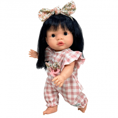 Jucarii copii si bebe - Papusa Nines D'Onil, Joy, cu parul brunet, cu salopeta in carouri, cu miros de vanilie, 37 cm