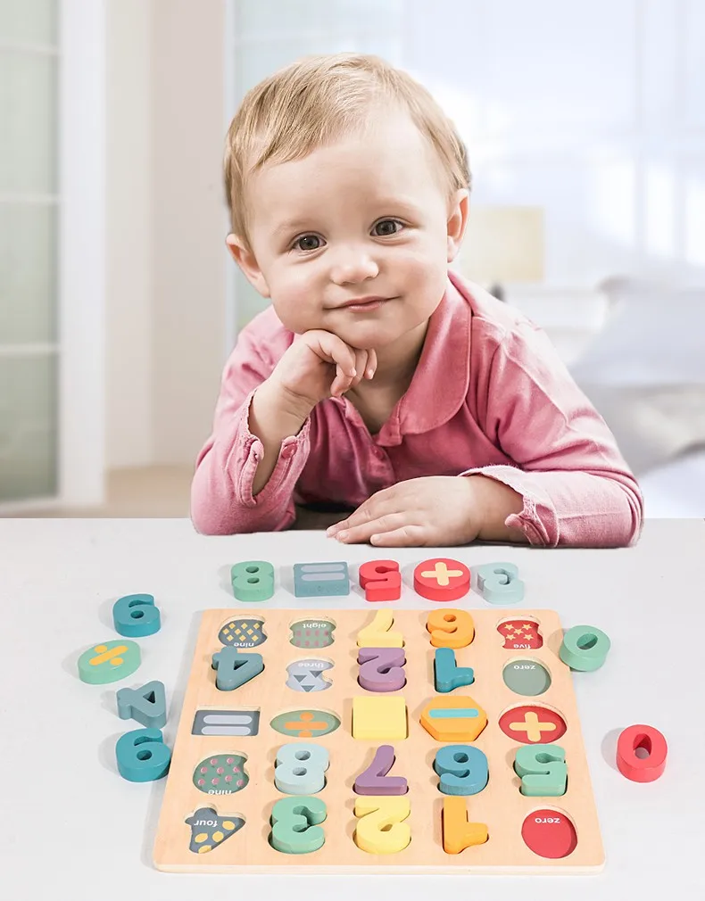 Copii 3 ani+ - Provocare Intelectuală: Puzzle Incastru cu Cifre, Litere și Semne Matematice