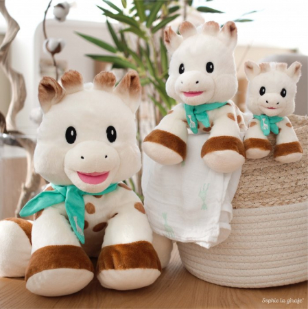 Vulli Girafa Sophie 'pufoasa' maxi 35 cm [8]