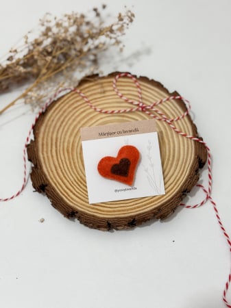 Mărțișor - Broșă handmade din fetru cu lavandă naturală - Diverse culori și modele