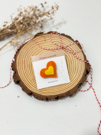 Mărțișor - Broșă handmade din fetru cu lavandă naturală - Diverse culori și modele