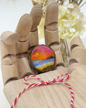 Broșă pictată pe felie de lemn - O clipă cât o vară [2]