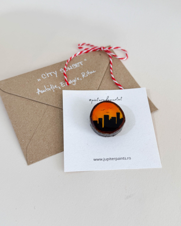 Mini-Broșă pictată pe felie de lemn [1]