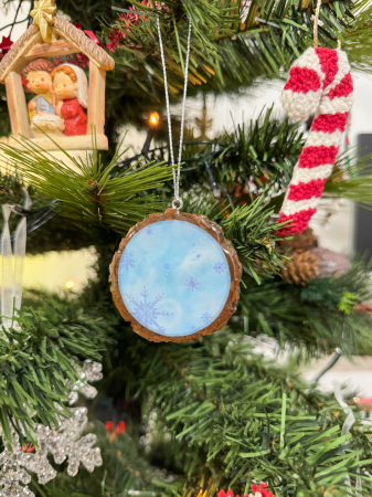 Ceva pentru Crăciun - Ornament de Crăciun realizat manual din lemn - Colinde