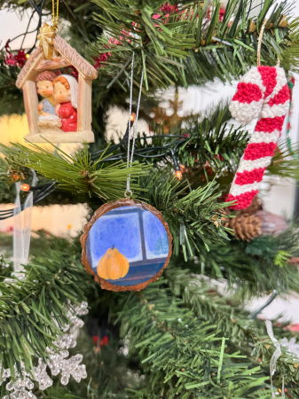 Ceva pentru Crăciun - Ornament de Crăciun realizat manual din lemn - Colinde