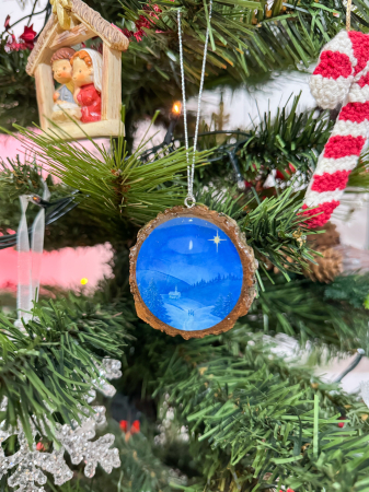 Ceva pentru Crăciun - Ornament de Crăciun realizat manual din lemn - Colinde