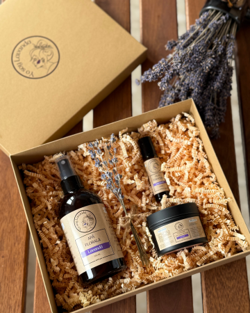 Pachet Cadou Relax with Lavanda - Ulei Esențial Roll-On, Apă de Lavandă, Lumânare Parfumată [0]