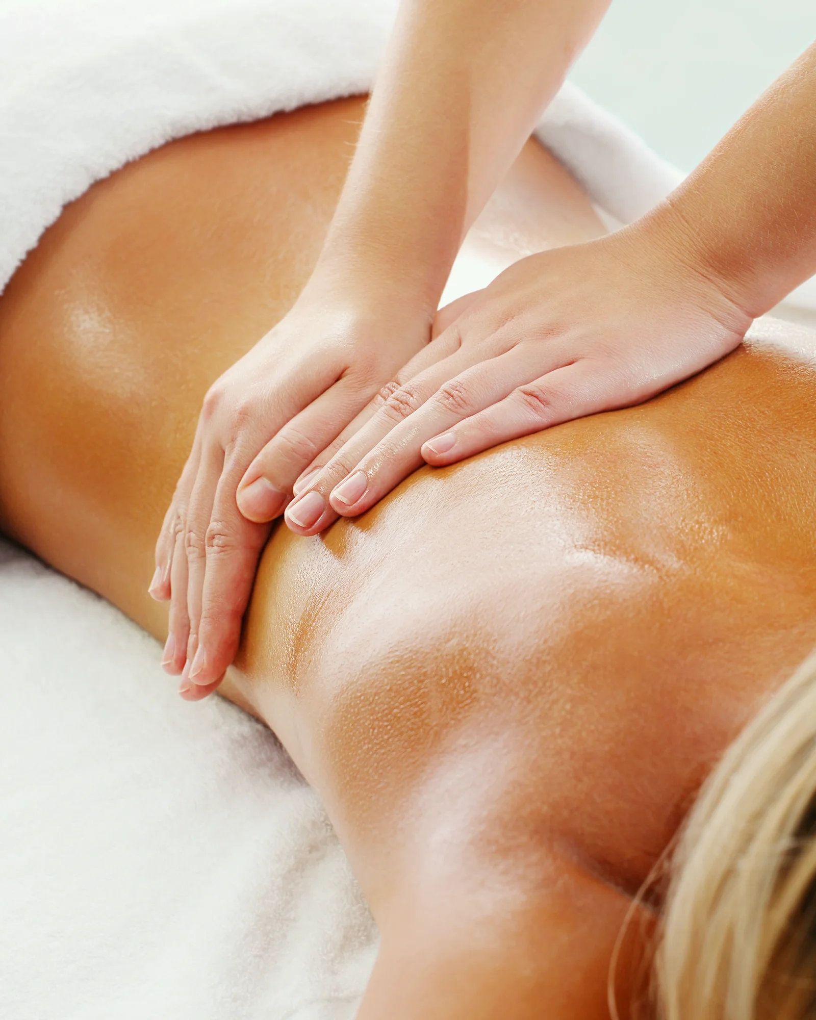 Ulei de masaj Relaxant WellTouch cu Petitgrain, Neroli și Nucșoară [2]