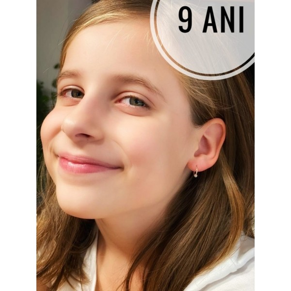 cercei-copii-creole-aur-alb-14k-tortite-mici-cu-perluta-8-mm [3]