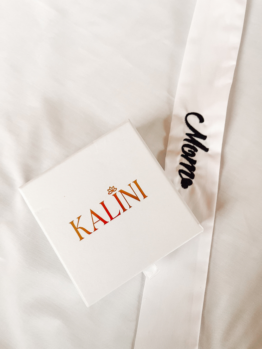 Cercei-copii-cu-protectie-aur-galben-14K-Kalini-Safire-4-mm [3]