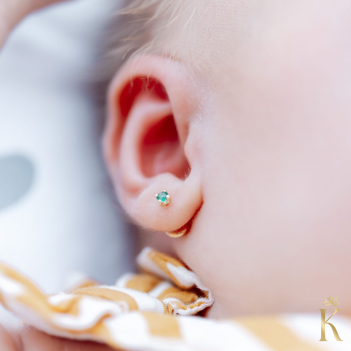 Cercei-bebelusi-piercing-cu-protectie-Piatra-smarald-2mm-aur-alb-Kalini [5]
