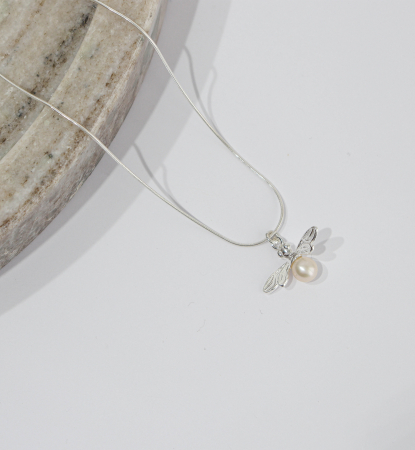 Coliere din argint si Perle de cultura - Colier din argint  - White Pearl Bee
