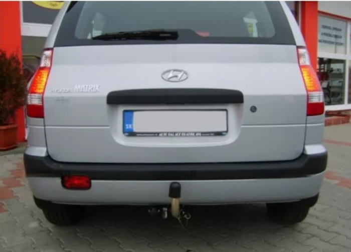 Carlig remorcare Hyundai Matrix dupa 2001 demontabil cu maneta marca Autohak [2]