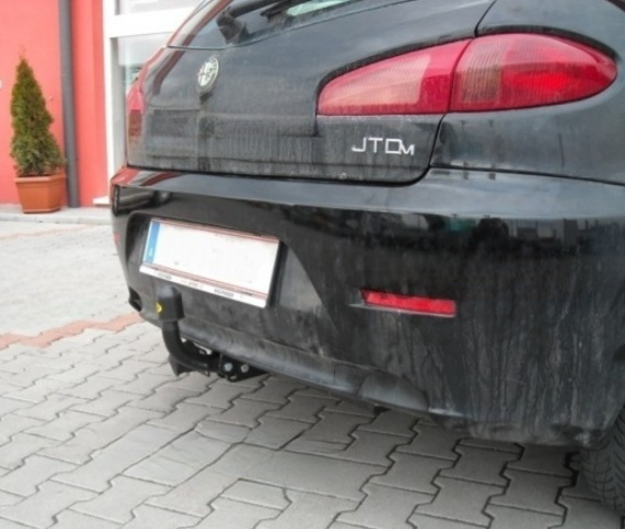 Carlig remorcare Alfa Romeo Alfa 147 3/5 usi dupa 2000 marca Autohak [2]