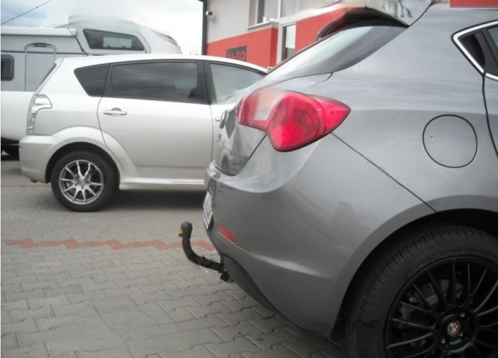 Carlig remorcare Alfa Romeo Giuletta dupa 04/2010 demontabil automat cu maneta marca Autohak [2]