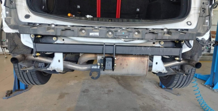 Carlig remorcare Alfa Romeo Stelvio dupa 2016 vertical cu cheie marca Autohak [15]