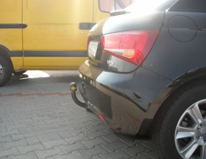 Carlig remorcare Audi A1 dupa 2010 demontabil automat cu maneta marca Autohak [4]