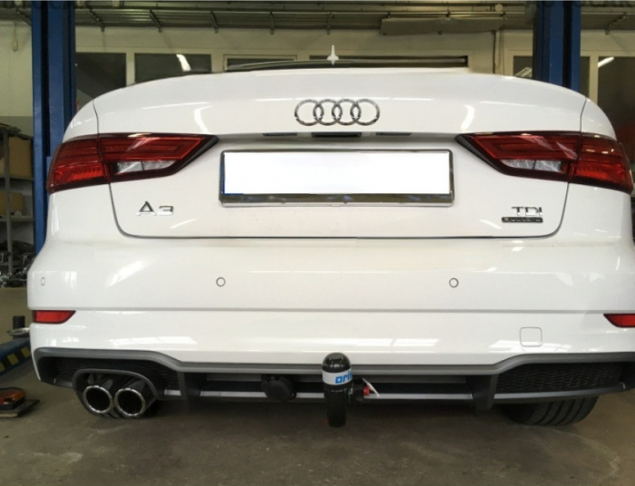 Carlig remorcare Audi A3 sedan dupa 2017 vertical cu cheie marca Bosal [7]