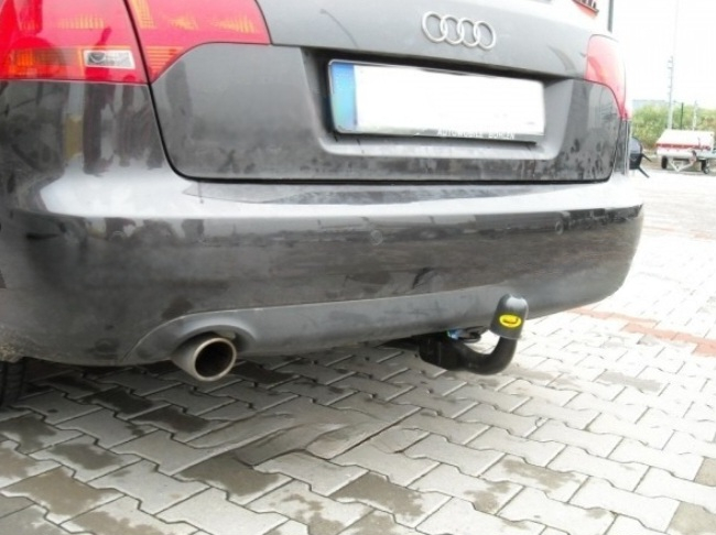 Carlig remorcare Audi A4 B6 2000 - 2004 demontabil automat vertical marca Autohak [5]