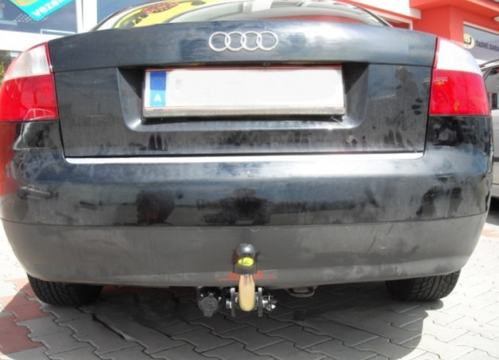 Carlig remorcare Audi A4 B7 2004 - 2007 demontabil automat cu maneta marca Autohak [3]