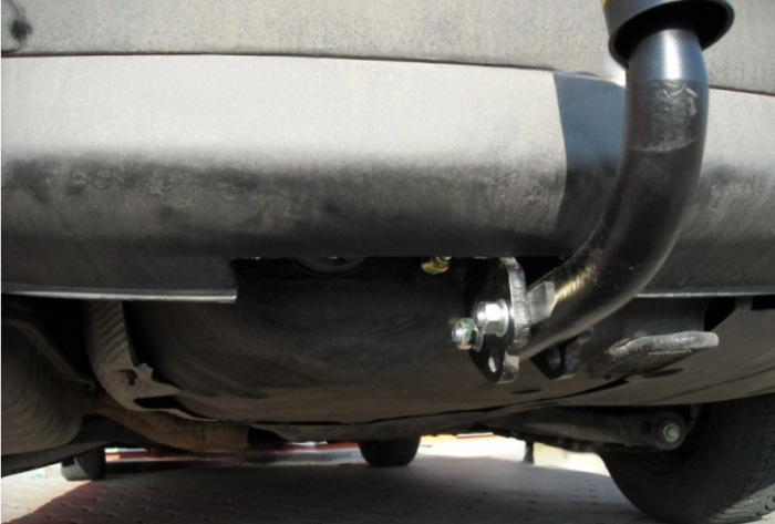Carlig remorcare Audi A4 B7 2004 - 2007 marca Autohak [7]