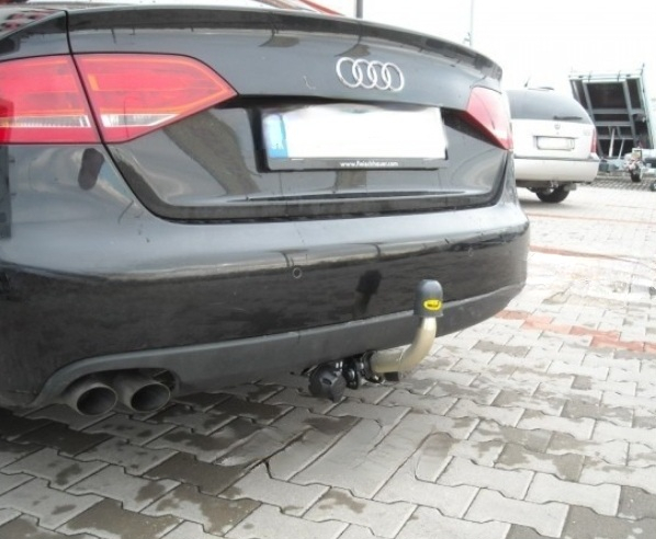 Carlig remorcare Audi A4 B8 2007 - 2015 demontabil automat cu maneta marca Autohak [6]
