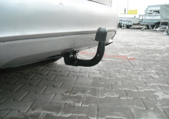 Carlig remorcare Audi A6 2004 - 2011 demontabil automat vertical marca Autohak [5]