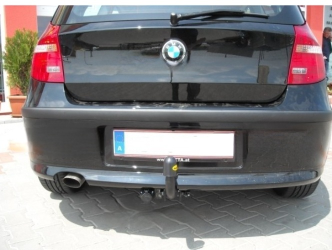 Carlig remorcare BMW Seria 1 htb, coupe, cabrio E81 E82 E87 E88 2004-2011 demontabil automat cu maneta marca Autohak [6]