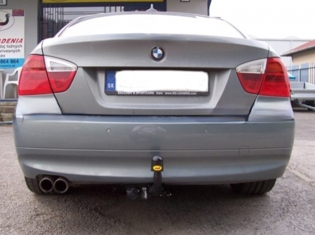 Carlig remorcare BMW Seria 3 E90/E91 2005 - 2011 demontabil automat cu maneta marca Autohak [8]