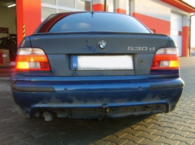 Carlig remorcare BMW seria 5 E39 sedan 1995 - 2003 marca Autohak [5]