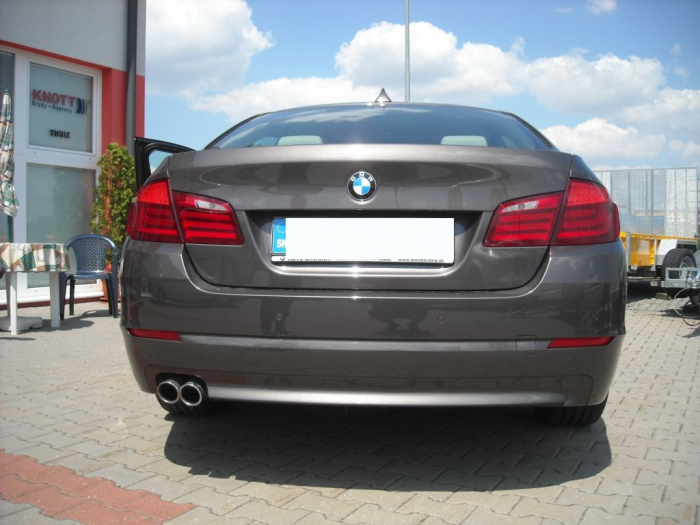 Carlig remorcare BMW Seria 5 F10, F11 2010 - 2017 vertical cu cheie marca Autohak [12]